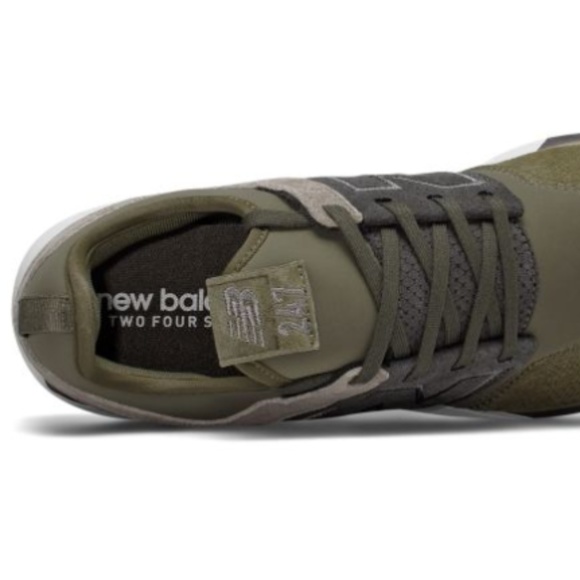 NWT New Balance 247 Luxe Sneaker M9D - Picture 7 of 8